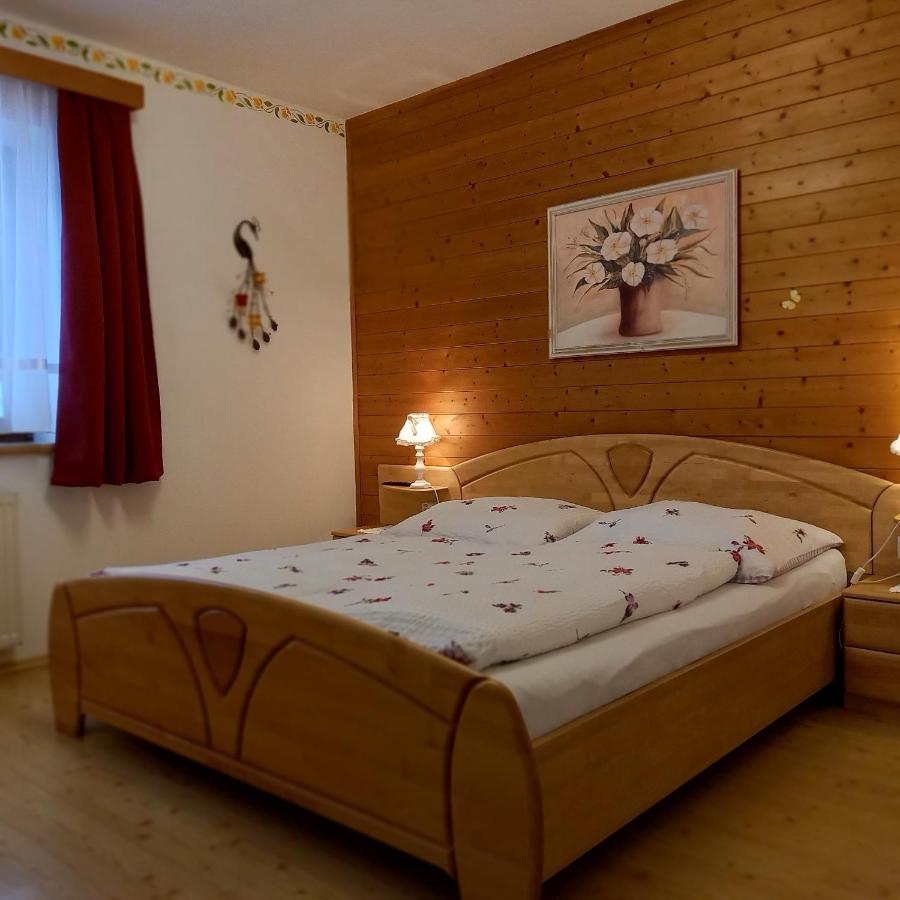 Urlaub Am Bauernhof Gaenser Sankt Peter am Kammersberg ภายนอก รูปภาพ