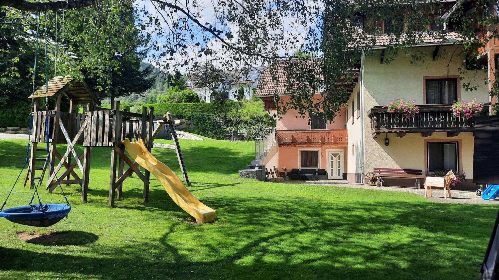 Urlaub Am Bauernhof Gaenser Sankt Peter am Kammersberg ภายนอก รูปภาพ