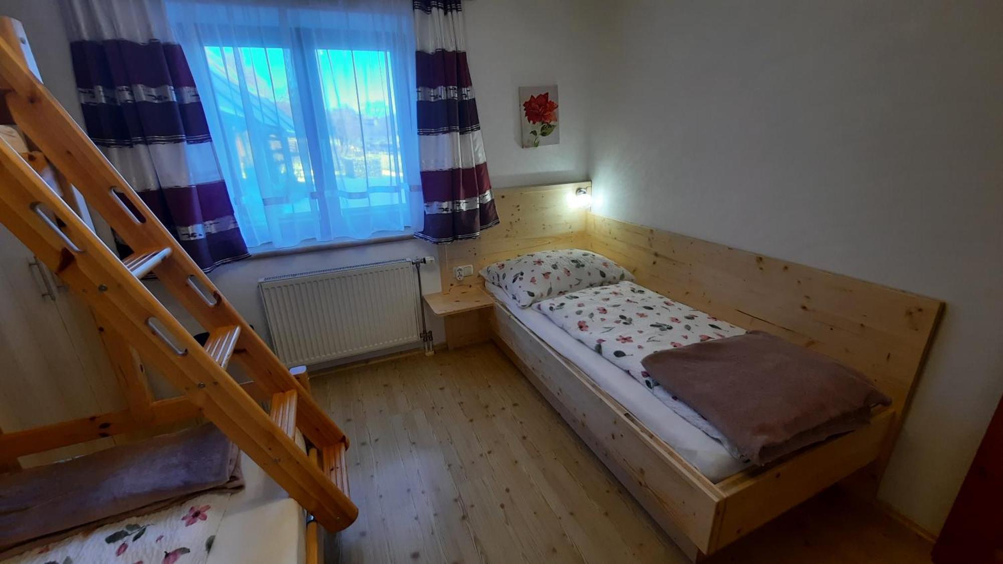 Urlaub Am Bauernhof Gaenser Sankt Peter am Kammersberg ภายนอก รูปภาพ